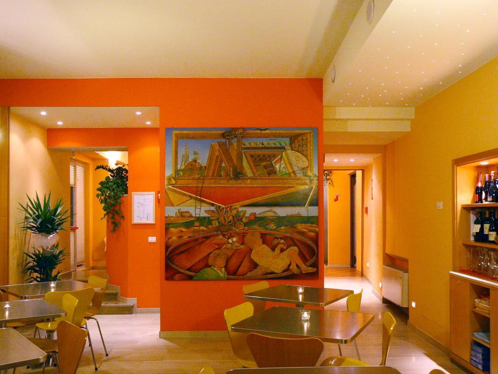 Albergo Ristorante Corsini 파불로넬프리그나노 외부 사진